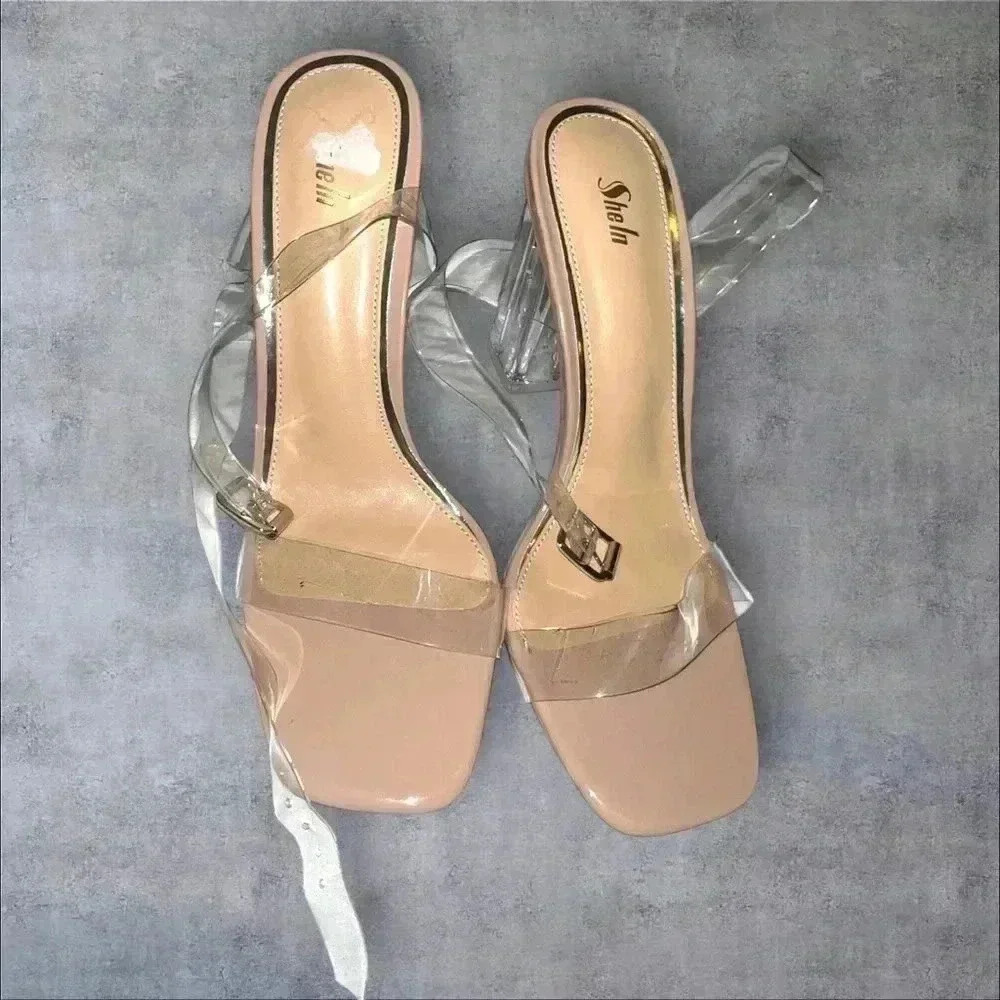 Shein‎ heels size 38
